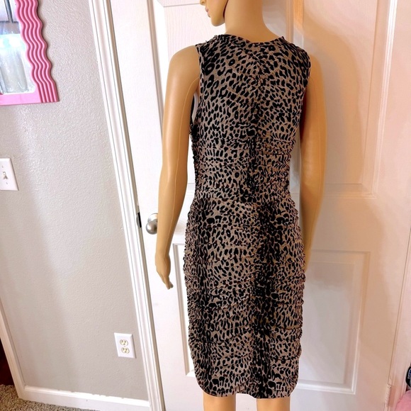 Leopard Print Y2K Bodycon Dress - Picture 6 of 8